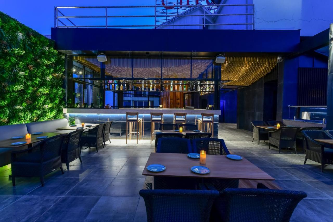 Regenta Place Raysons Колхапур Экстерьер фото